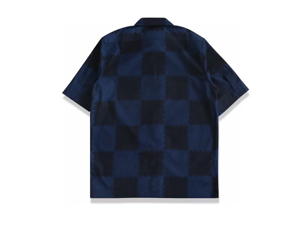 L*V* T-shirt